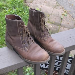 Clark's Leather Ornico Bootie (w/ zipper)